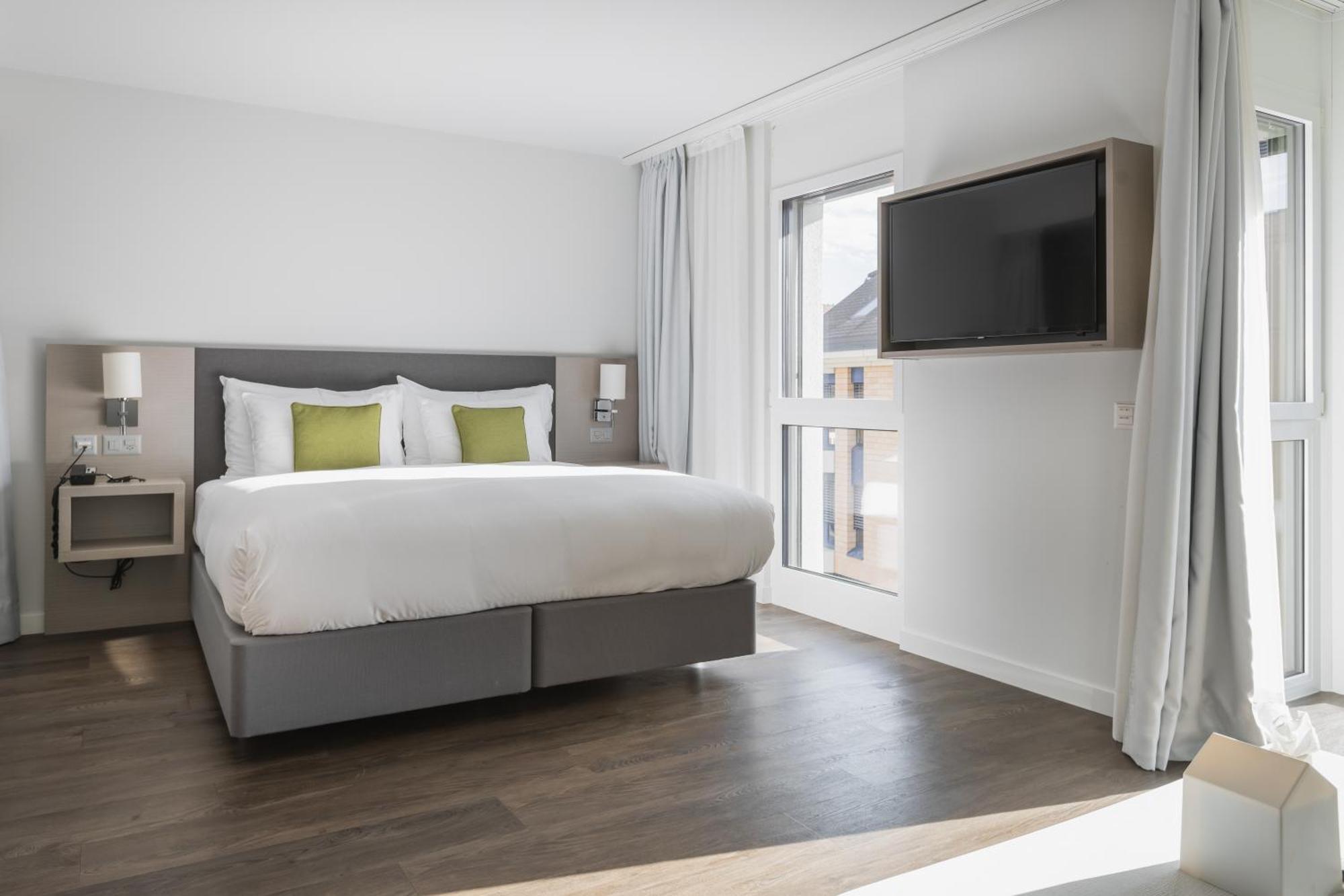 Base Nyon Hotel Quarto foto